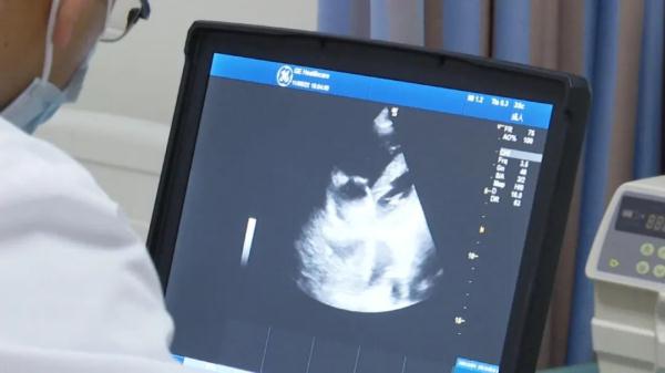 男子洗了一个澡之后，突然呼吸困难，喘不上气……