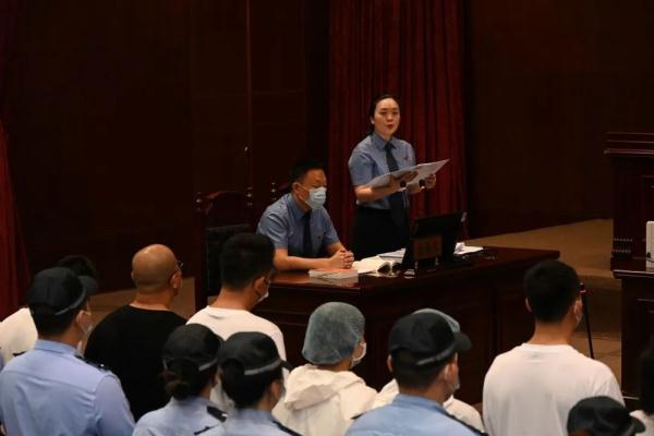 假冒藏品翻十倍价格出售 逾6900万的涉老诈骗案判了！
