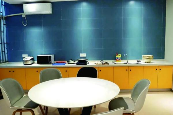 又是“别人的大学”？广西这个高校的共享厨房火了！