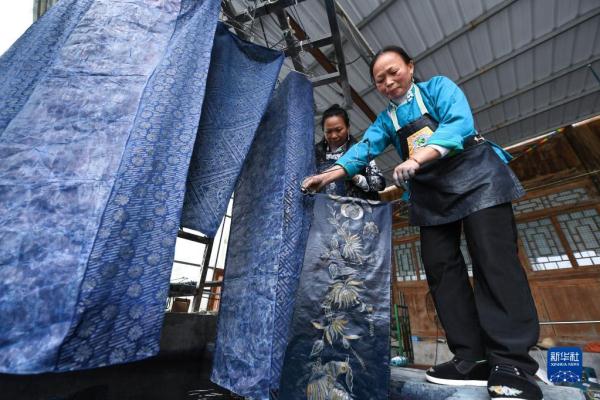 贵州丹寨：非遗老技艺 焕发新生机