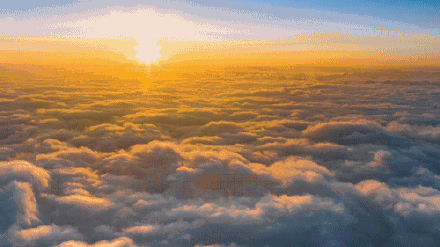 贵州丹霞山现罕见佛光景观