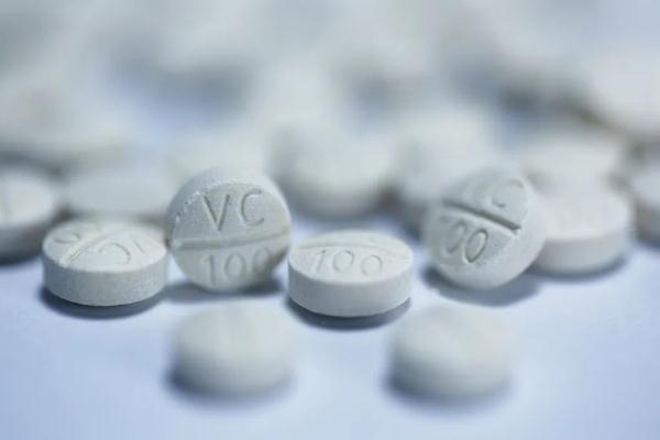 狂补维C可以美白？关于维C的传言，看看你中了几条！