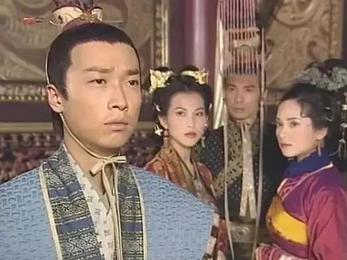 太励志！知名演员考上公务员，此前还读出北大硕士学位
