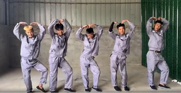 修车男孩跳街舞走红：这是一种对热爱的坚持！