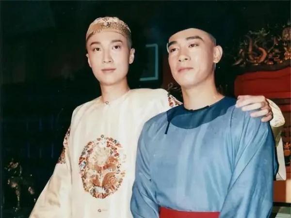 太励志！知名演员考上公务员，此前还读出北大硕士学位