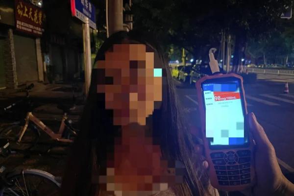 女子吃了生腌被查出醉驾?交警眉头一皱,没那么简单... 女子吃了生腌被查出醉驾?交警眉头一皱,没那么简单...