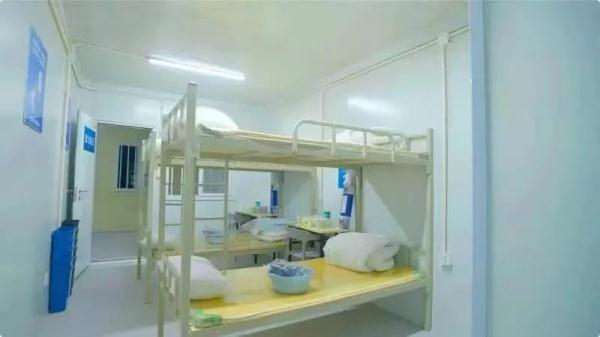 争分夺秒！直击广州多个方舱医院和隔离场所建设