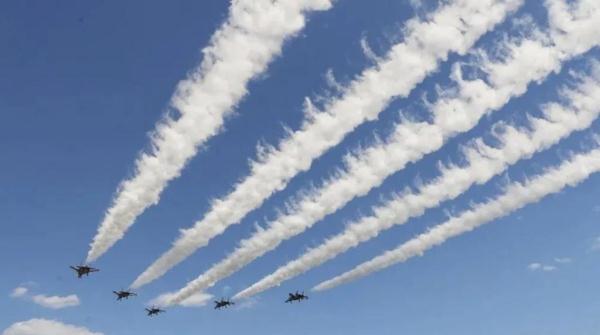 别错过!歼-15航母起降震撼时刻 别错过!歼-15航母起降震撼时刻