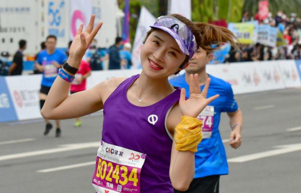 马拉松——2022厦门马拉松赛鸣枪开赛