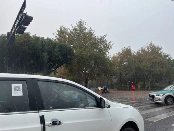 刚刚,杭州雷电交加!明天起有大变化 刚刚,杭州雷电交加!明天起有大变化