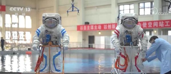 航天新征程 | 人生因奋斗而精彩!邓清明:25年 时刻准备接受祖国挑选 航天新征程 | 人生因奋斗而精彩!邓清明:25年 时刻准备接受祖国挑选