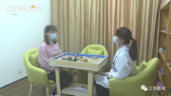 老犯困也是病?高三女生上课常打瞌睡,原因竟是… 老犯困也是病?高三女生上课常打瞌睡,原因竟是…