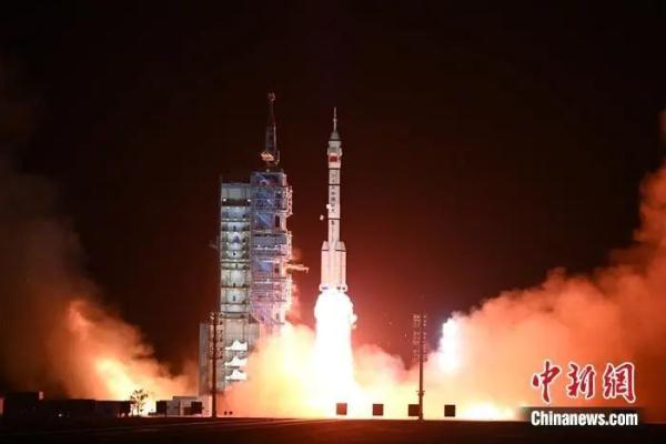 成功交会对接！中国空间站首次形成三舱三船构型