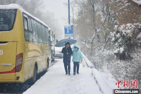 强寒潮来袭，北方各地气象部门采取哪些行动？