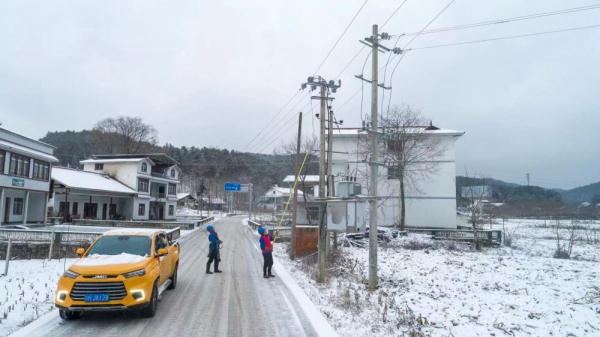 四川广元:奋战林海雪原 守护万家灯火 四川广元:奋战林海雪原 守护万家灯火