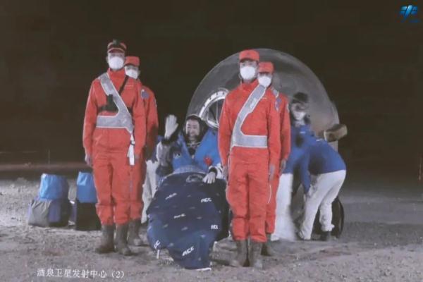 神十四返回舱怎样回收 神十四返回舱怎样回收