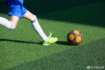 贵州元宝女足：踢出大山的铿锵玫瑰