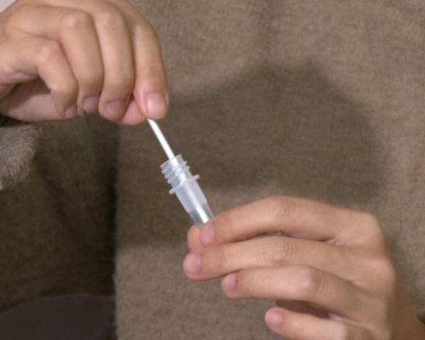 囤抗原试剂盒每天一测？医生：这三类人没必要抗原自测