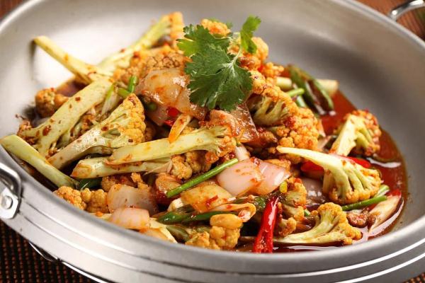 不焯水,不油炸,清脆爽口的菜花怎么炒? 不焯水,不油炸,清脆爽口的菜花怎么炒?