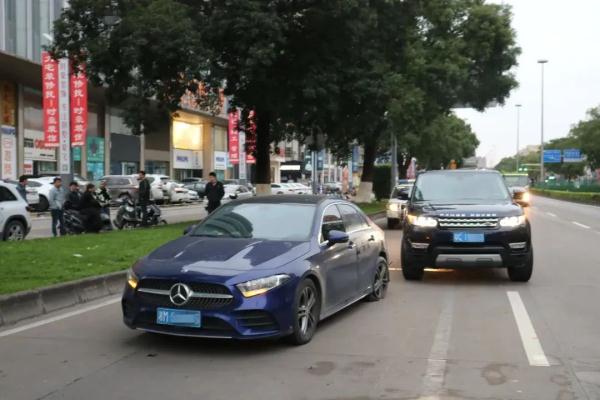 肇事逃逸、找人顶包……还是双方! 肇事逃逸、找人顶包……还是双方!