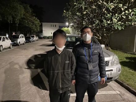 男子偷手机后销赃不成，竟扮“受害者”向事主“索赔”？