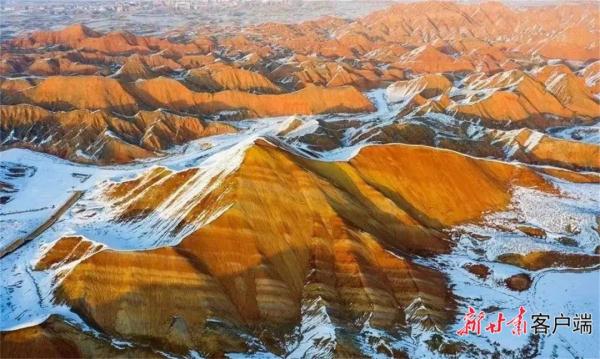 明年3月1日前，七彩丹霞景区对全国游客免费开放