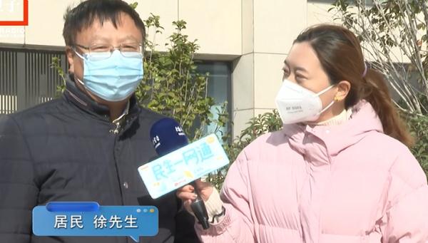 沪一新小区家有老鼠、水有虫卵、电梯急坠、空调不灵，糟心事不断业主如何生活？