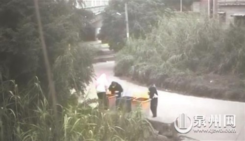 偷好友手机拒不承认 民警翻垃圾桶找回证据