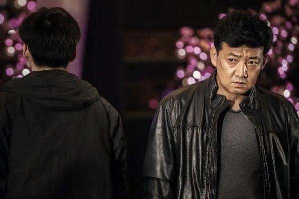 明明路人脸，却演谁像谁！大器晚成的王砚辉