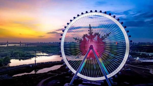 哈尔滨冰雪大世界明日试营业!畅游票可无限次入园 哈尔滨冰雪大世界明日试营业!畅游票可无限次入园