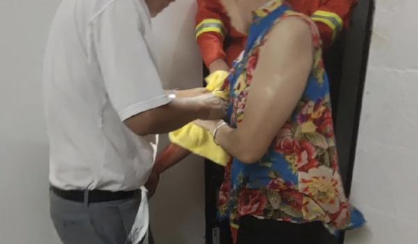 厕所里，频频有人被“咬”！