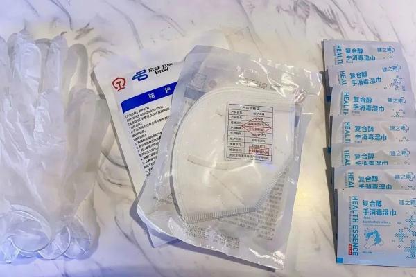 超千名快递小哥增援北京！优先配送药品｜“欢迎朝阳群众加入外卖骑手”