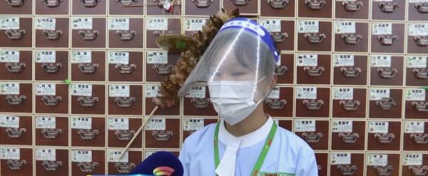 佛山老板“好嘢”！这些药店为响应防疫物资邻里互助的倡议，退烧药不卖，免费送！