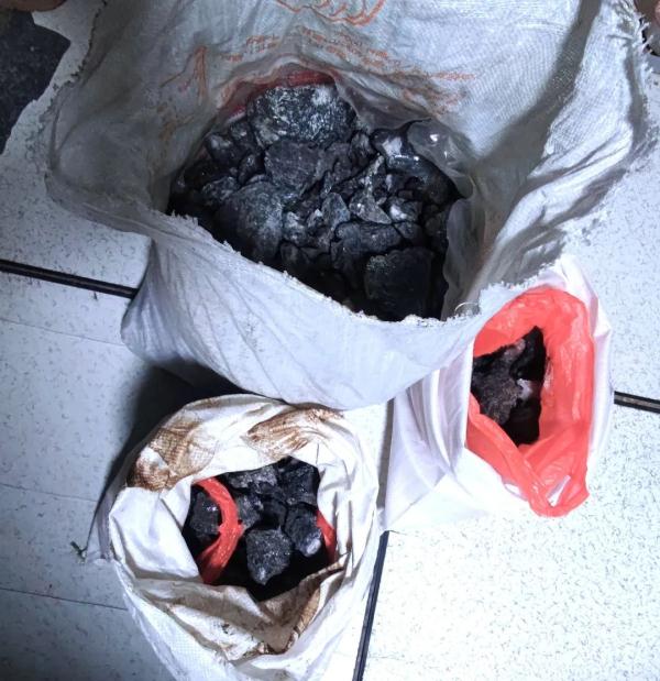 “蚂蚁搬家”实施盗窃?最终把自己“搬”进去了…… “蚂蚁搬家”实施盗窃?最终把自己“搬”进去了……