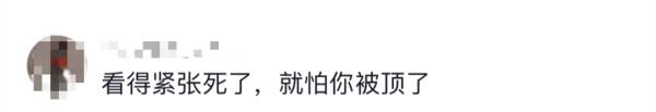 野生麋鹿被困滩涂，他的做法让网友狂赞！