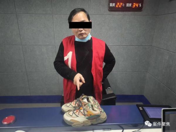 派出所门口偷走快递？鞋子湿了直接偷了穿走？行拘！