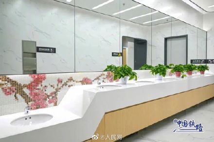 好看！桃花岛高铁站惊艳亮相
