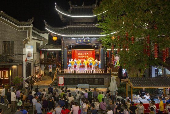 岳阳市岳阳楼区：文旅更有烟火气