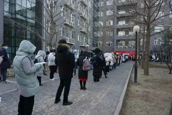 北京研考首日:15.2万考生的梦想,数万人的守护 北京研考首日:15.2万考生的梦想,数万人的守护