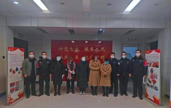 11人被聊城警方拘留!涉嫌网络赌博!请警惕藏在手机里的“赌场” 11人被聊城警方拘留!涉嫌网络赌博!请警惕藏在手机里的“赌场”