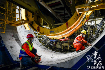 重庆地铁18号线北延伸段首台TBM顺利始发