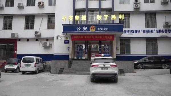 偷快递如同“拆盲盒”！想要苹果手机，女孩竟连偷30个快递