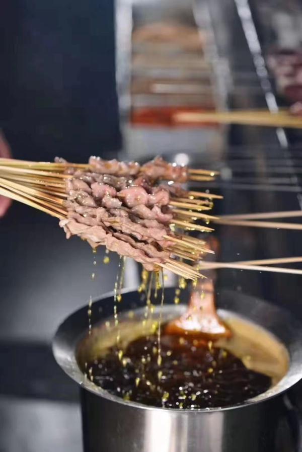 读懂鹤岗 | 城市“老味”：鹤岗小串
