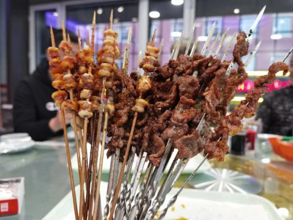 读懂鹤岗 | 城市“老味”：鹤岗小串