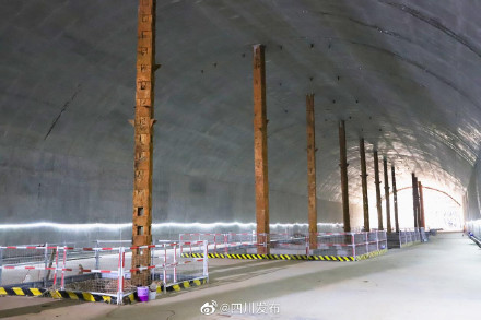 全国最大地铁站封顶!就在成都这条线 全国最大地铁站封顶!就在成都这条线