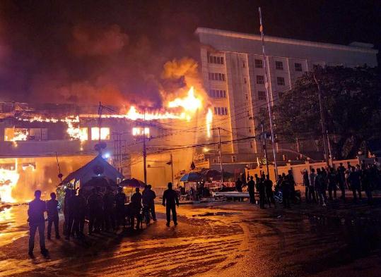 一场火灾,赌场70多人死伤!事发柬埔寨