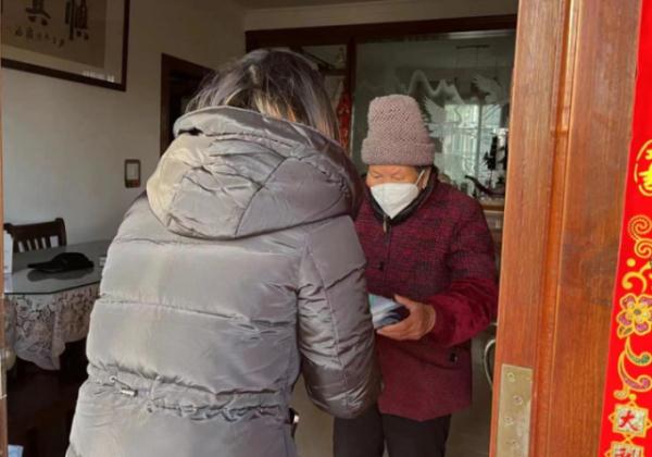 浙江官宣:向他们免费发放!杭州已有不少人收到,退烧药、中成药都有 浙江官宣:向他们免费发放!杭州已有不少人收到,退烧药、中成药都有