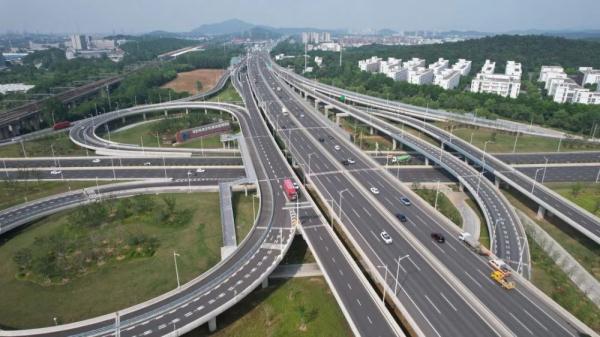 南京重点公路桥梁工程开工