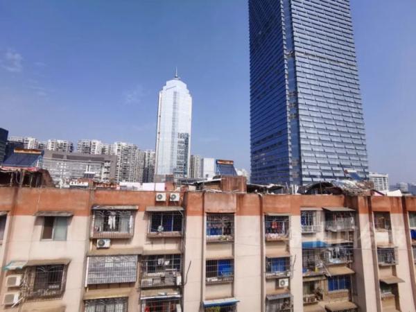 突发！柳州这小区楼顶遭火灾，多只活鸡变“烧鸡”！这些细节要注意