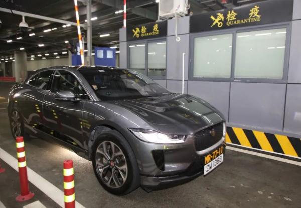 “澳车北上”今起实施：首辆澳车零时顺利入境广东